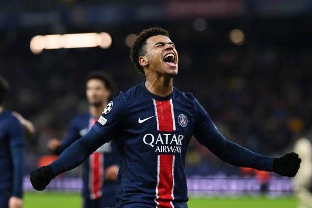 开云APP下载-【人物】19岁杜埃横空出世，巴黎攻击群全活了