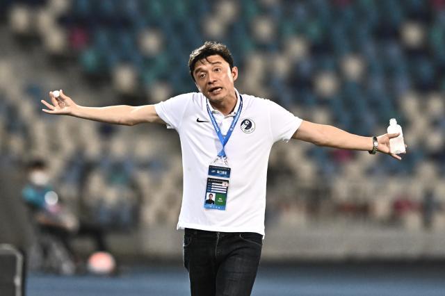 开云娱乐-【2022中超总结之大连人】幸运递补后见队“压着打”