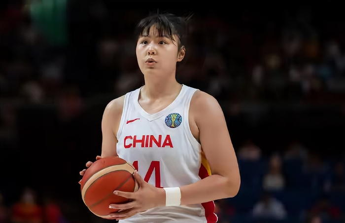 开云APP下载-放弃高薪去海外坐板凳，图什么？李月汝用21+11给出答案|篮板|中国女篮|美国女篮|WNBA|联赛_新浪体育_新浪新闻