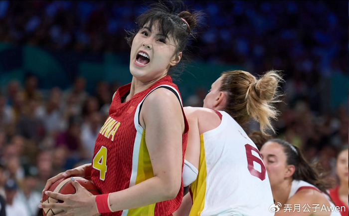 kaiyun sports-20分钟砍21+11斩获MVP！球迷：不怎么看篮球都觉得你断层厉害|李月汝|韩旭|体育赛事讨论|WCBA|中国女篮_新浪体育_新浪新闻