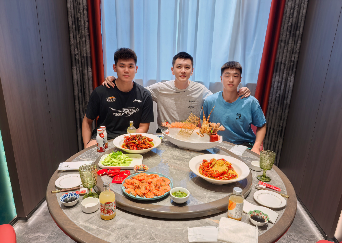 kaiyun sports-连西丁都打不好!辽篮斗殴2小将逐渐边缘化 杨鸣离职队内队外都难